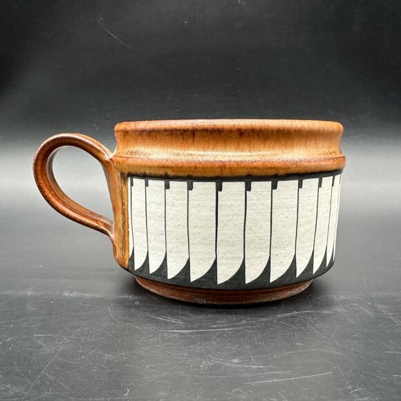 Vintage Oversized Soup Mug Artist Signed 1985 Art Pottery Geometric Brown Bowl - Picture 4 of 12
